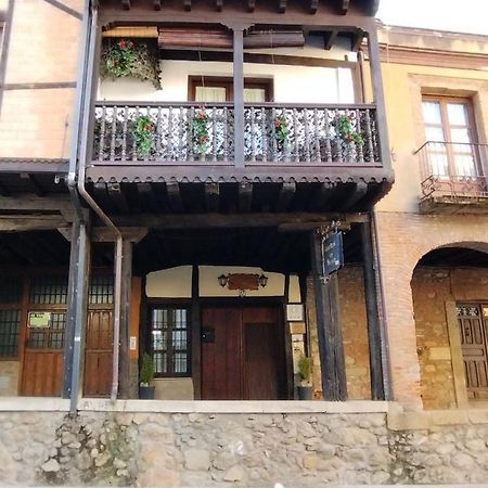 CASA RURAL LOS PORTALES Valle del Jerte Cabezuela Del Valle Esterno foto
