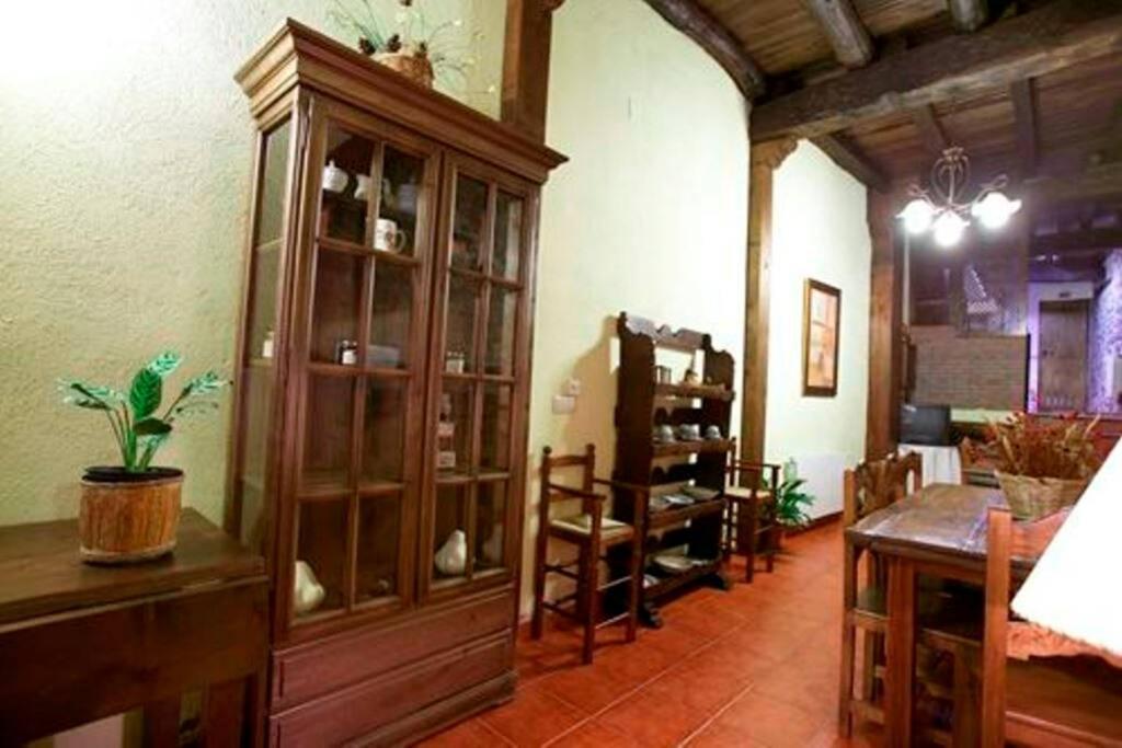 CASA RURAL LOS PORTALES Valle del Jerte Cabezuela Del Valle Esterno foto